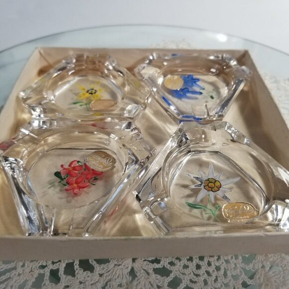 Bohemia Glass Individual Personal Ashtrays Floral Design Hexagon Shape Vintage - Picture 8 of 8